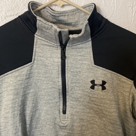 Under Armour Men’s Gray & Black 1/4 Zip Fleece Pullover - M - Picture 7 of 9